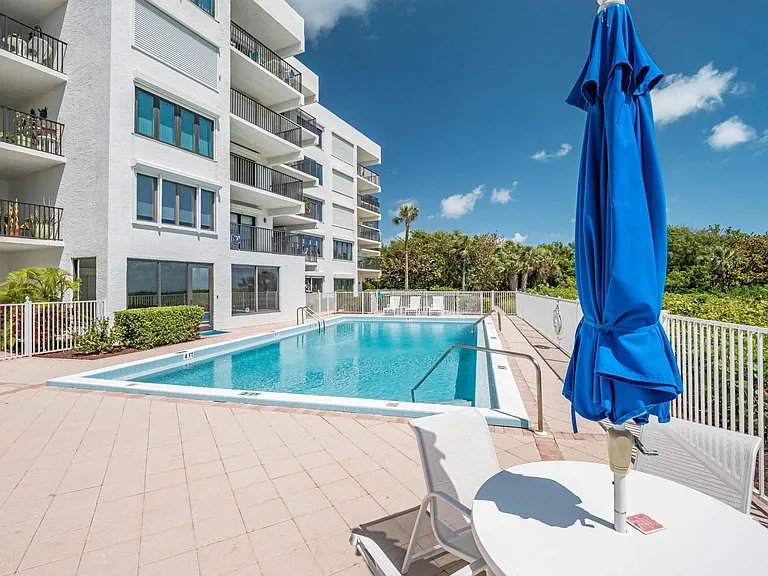 1700 Ocean Dr #201 — Photo 22
