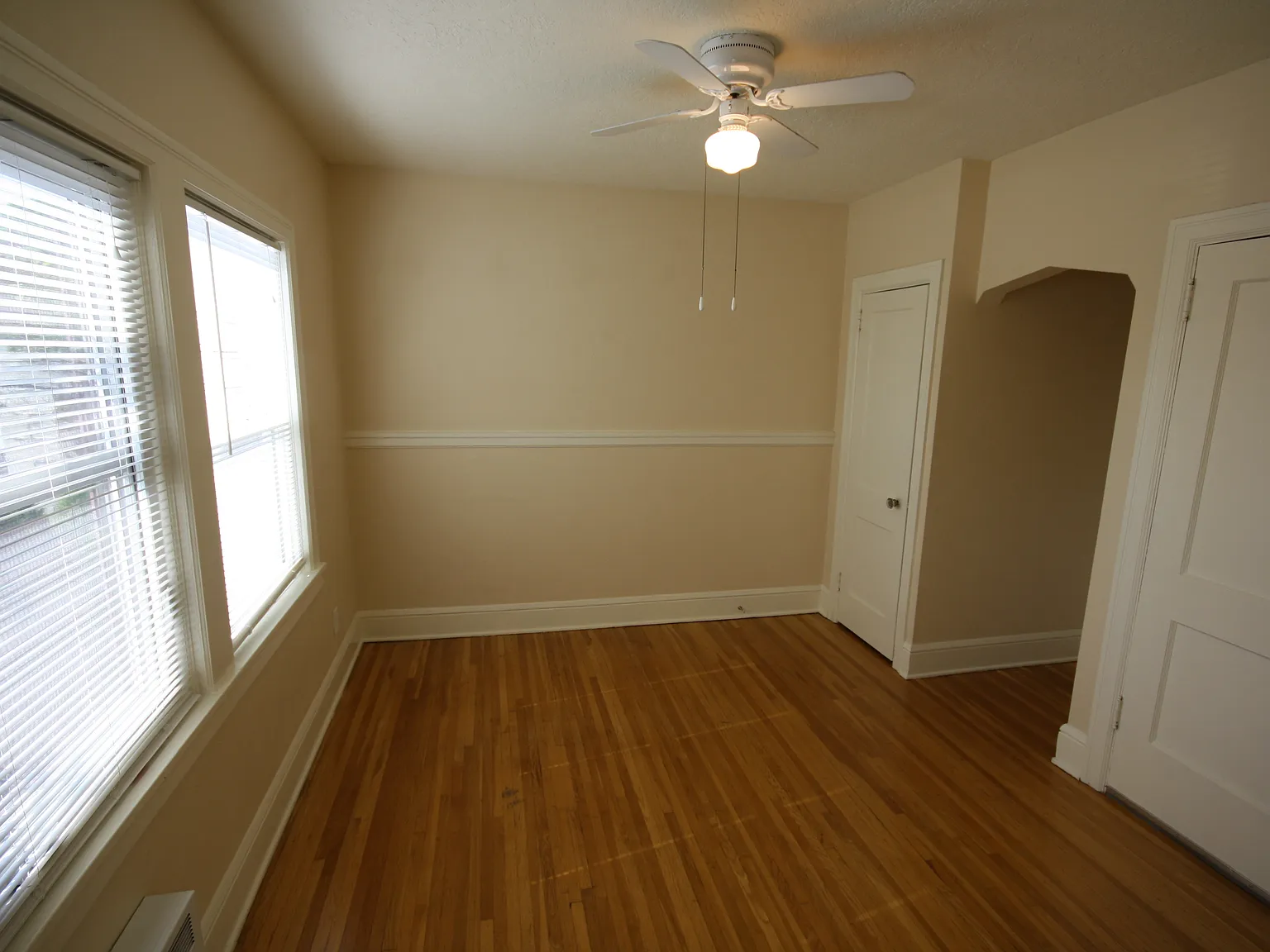 Studio, 340 sqft, $1,080 — Photo 2