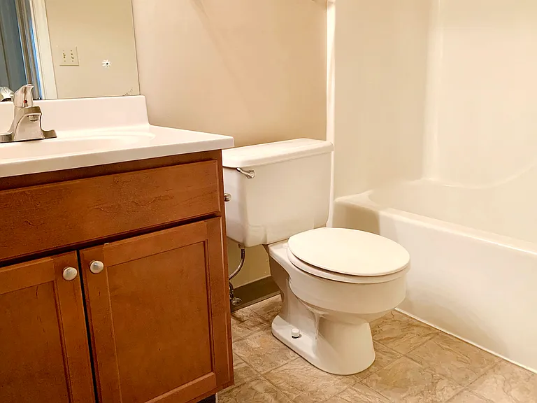 Forest Creek Apartments — Photo 13