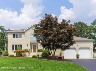 944 Somerset Dr, Toms River, NJ
