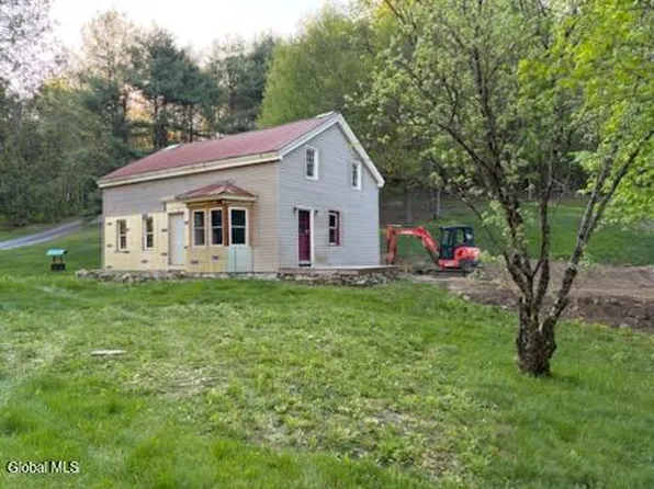 721 New Vermont Road, Bolton Landing, NY 12814