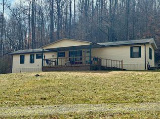 707 Tick Vanhoose Branch Rd, Sitka, KY 41255
