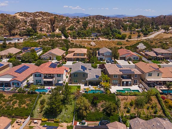 2nd image of 30559 Buckboard Ln