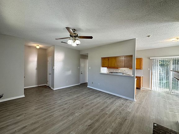 5th image of 2406 Cross Timber Dr