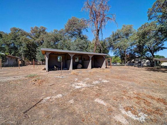 3rd image of 22470 Boyle Ln