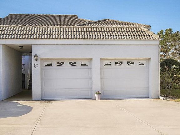 2nd image of 1041 Capri Isles Blvd #221-8