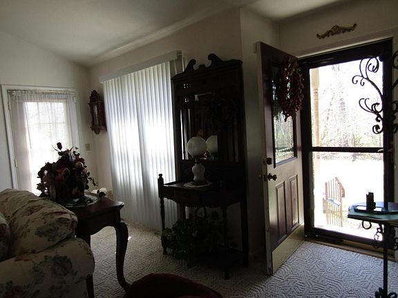 5th image of 635 Hutoha Dr