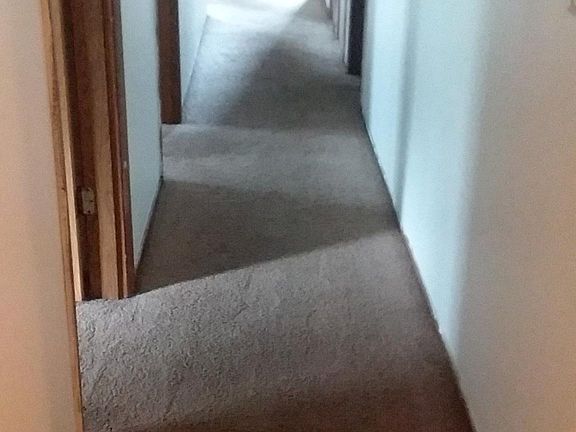 5th image of 425 McLane Ave