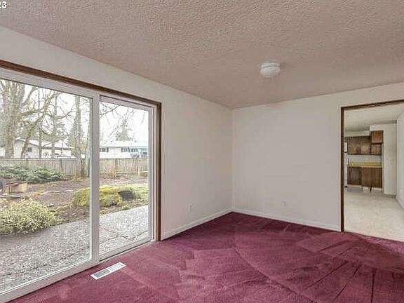 4th image of 13180 Clairmont Way
