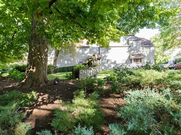 188 Flax Hill Rd APT B3, Norwalk, CT 06854