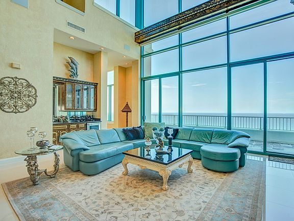 3rd image of 310A Padre Blvd #3101