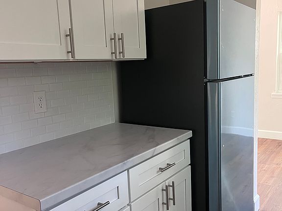 3rd image of 1245 N Bronough St #B