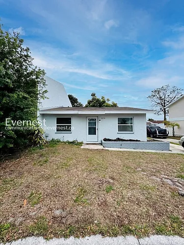 2070 Loma Linda Way N Photo 1