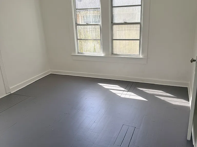 1006 Depot St — Photo 14