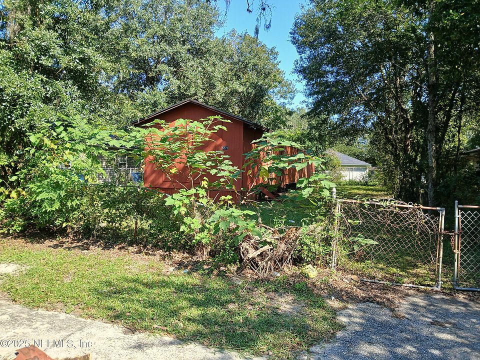 2nd image of 5223 BUICK Avenue