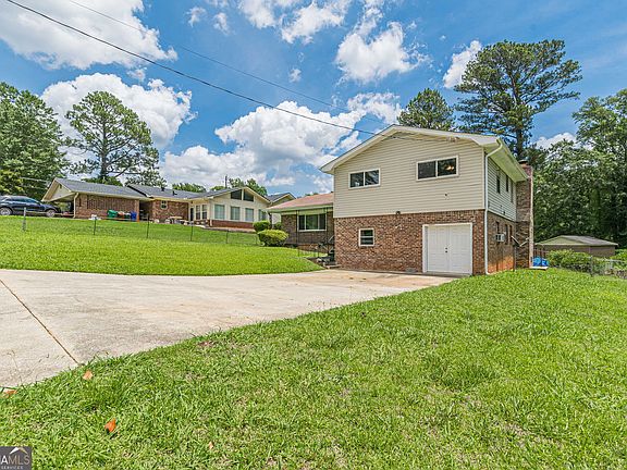 3rd image of 2272 Green Hawk Ct
