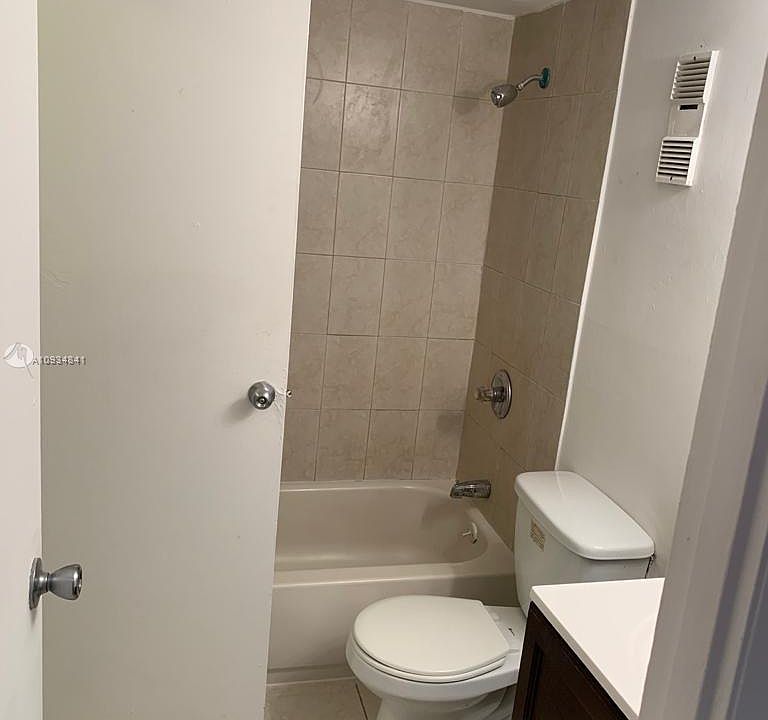 2nd image of 14500 NE 6th Ave #225