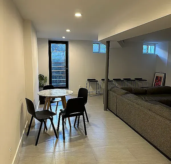 397 Stanhope St #1 — Photo 8