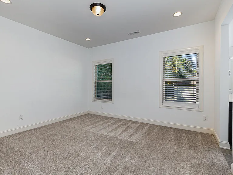 2405 Trenton Park Ln — Photo 35