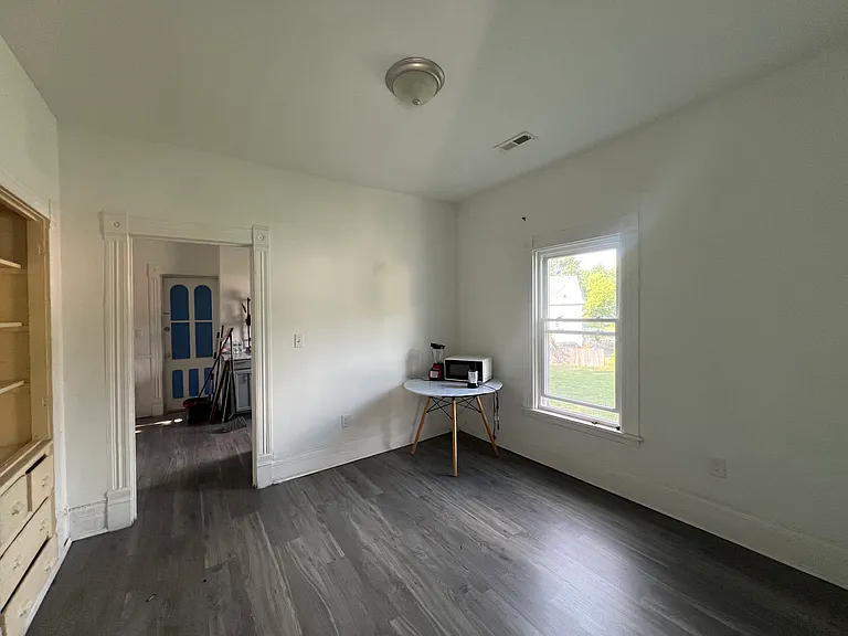 100 Davis St #2 — Photo 14
