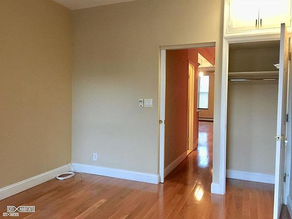 3rd image of 513 50th Ave APT 1L