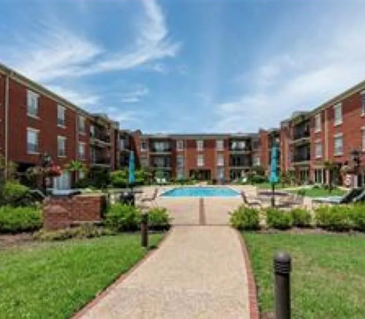 2 bed, 1763 sqft, $3,250 — Photo 3
