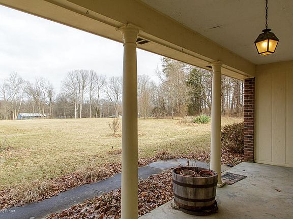 191 Briarway Dr-5