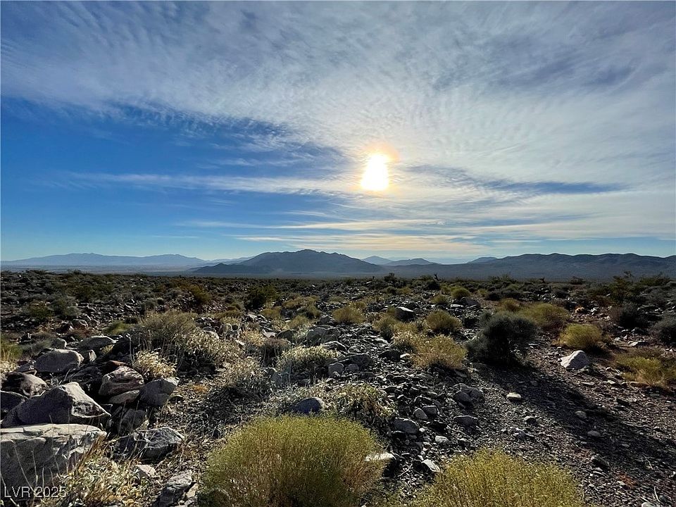 2nd image of 60 W Anchor Rd