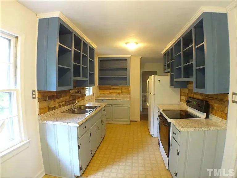 649 Sunnybrook Rd #A — Photo 8