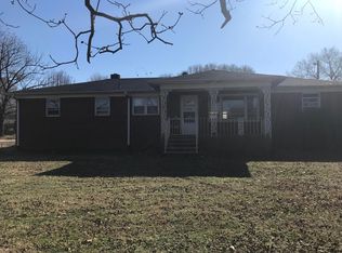 906 Old Furnace Rd, Boiling Springs, SC 29316