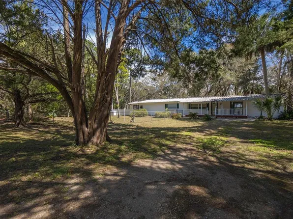 67 Linda St, Inglis, FL 34449