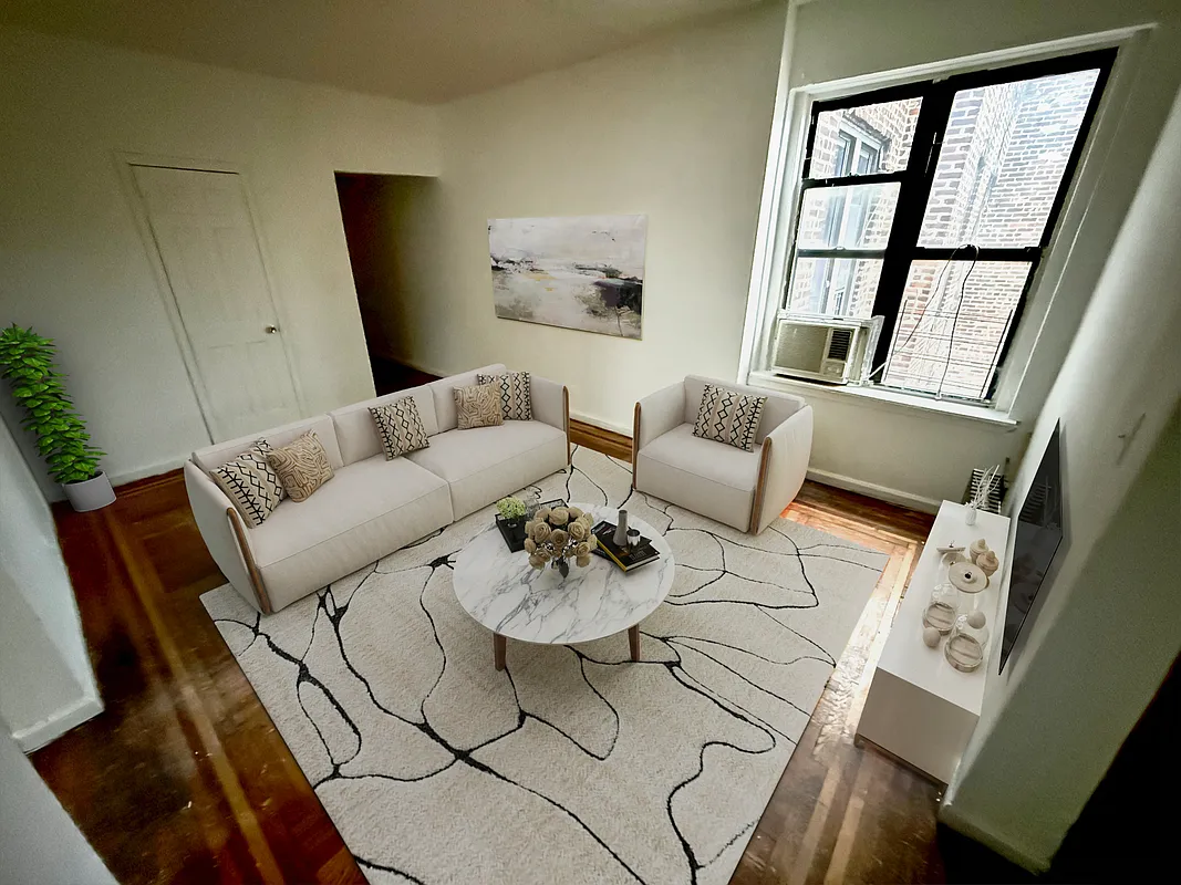 2726 Valentine Avenue 5H