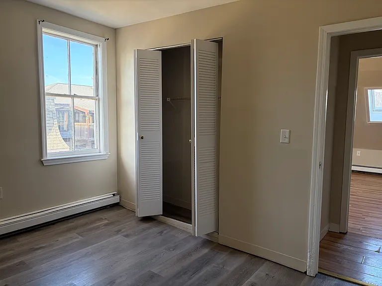36 Cork St — Photo 5