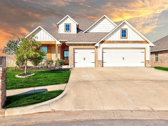 2nd image of 2601 Ryder Dr