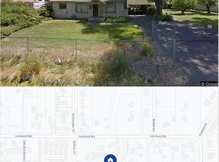 2413 Leonard Rd, Grants Pass, OR 97527