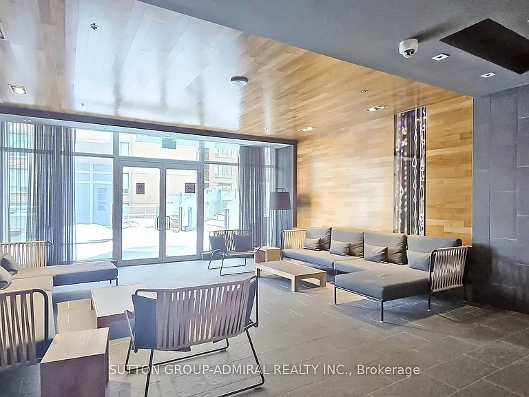 199 Richmond St W #1701 — Photo 32