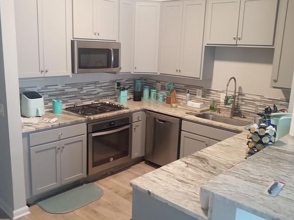 2nd image of 1847 Cedar Cove Way