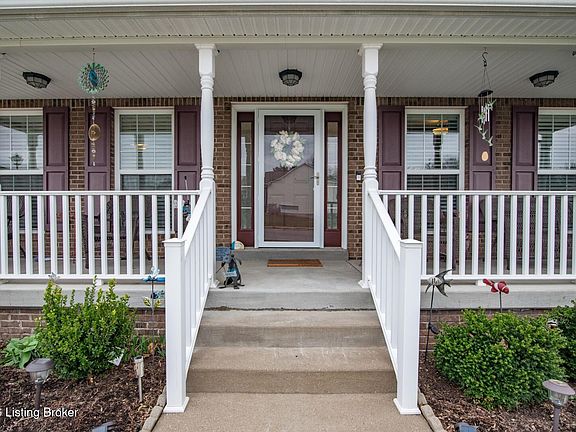 4th image of 214 Riley Way