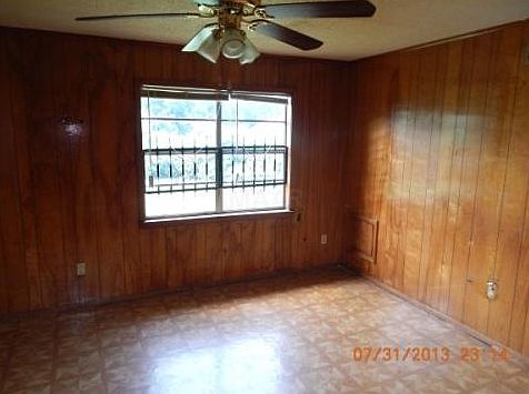 4th image of 771 Western Park Dr