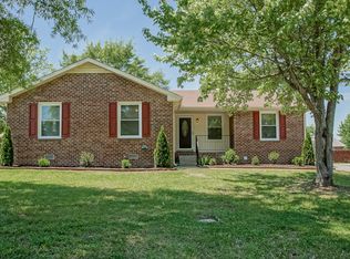 102 Hillside Dr, Hendersonville, TN 37075