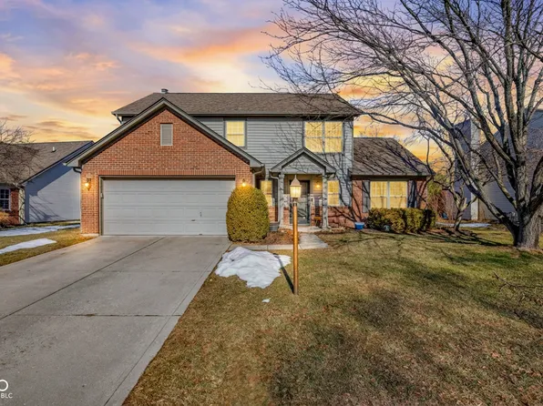 14476 Dublin Dr, Carmel, IN 46033