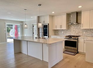 7208 Trillium Ln, Edina, MN 55435