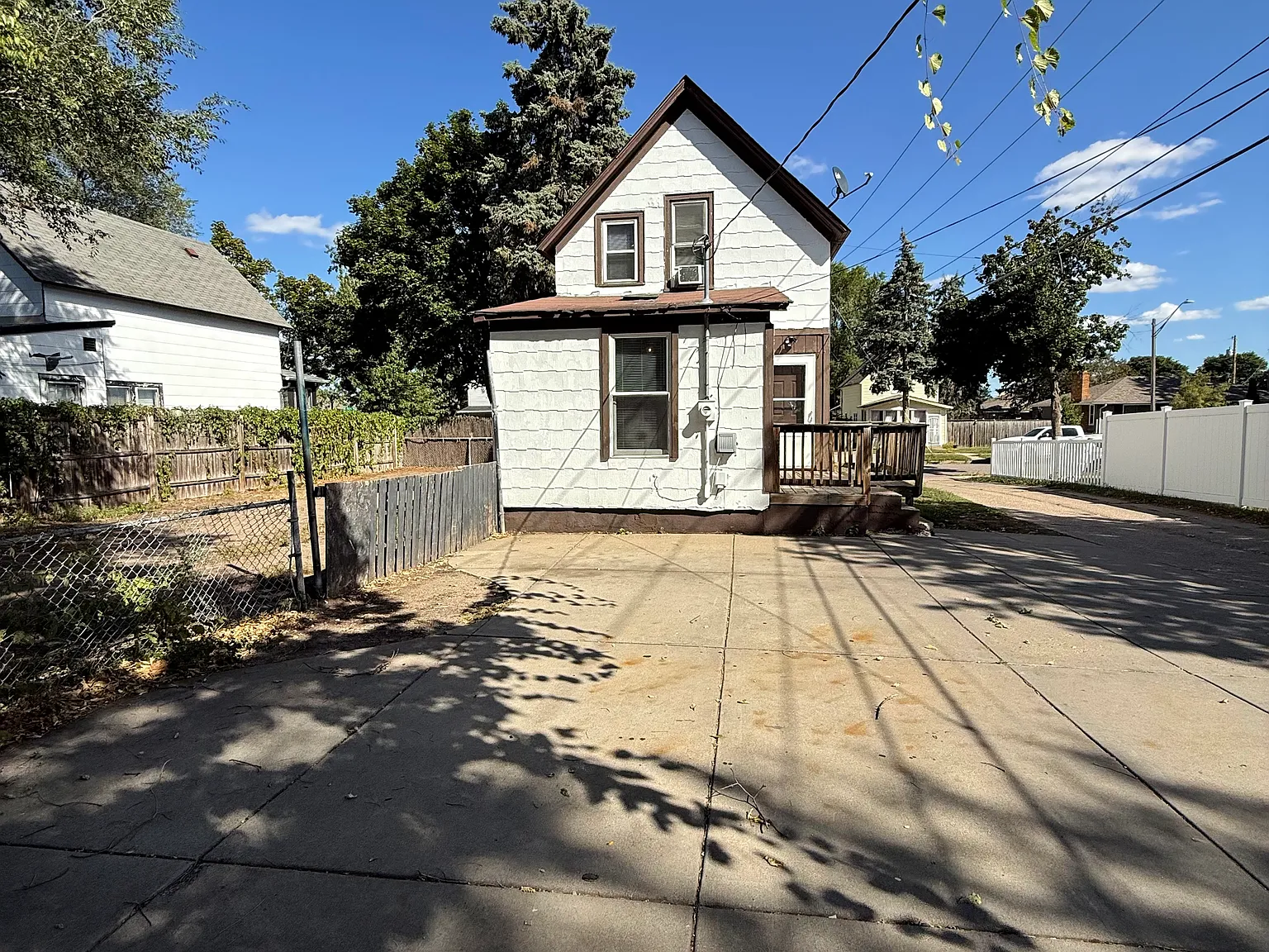 4851 6th Street — Photo 3
