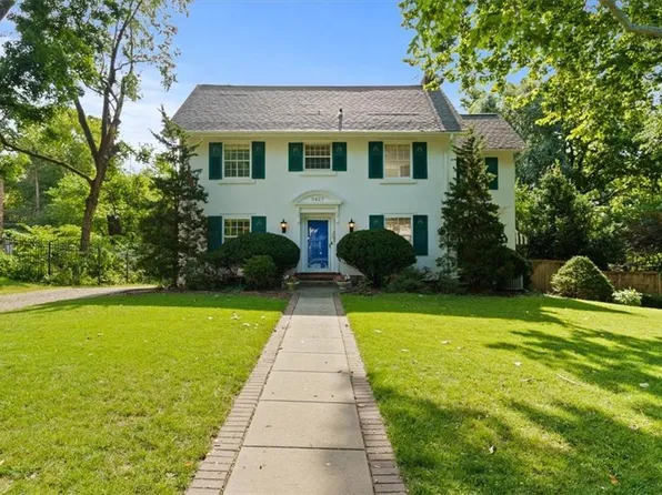 5427 Central St, Kansas City, MO 64112
