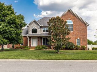 823 Tall Oak Trl, Mount Juliet, TN 37122