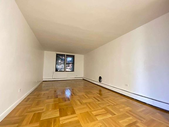 3rd image of 1130 Stadium Ave APT Lc