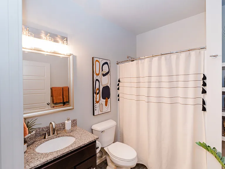 Kascade Place Apartments — Photo 5