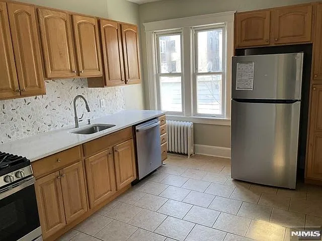 311 5th St #2 — Photo 5