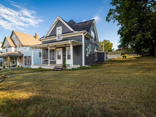 418 W 5th St, Concordia, KS 66901