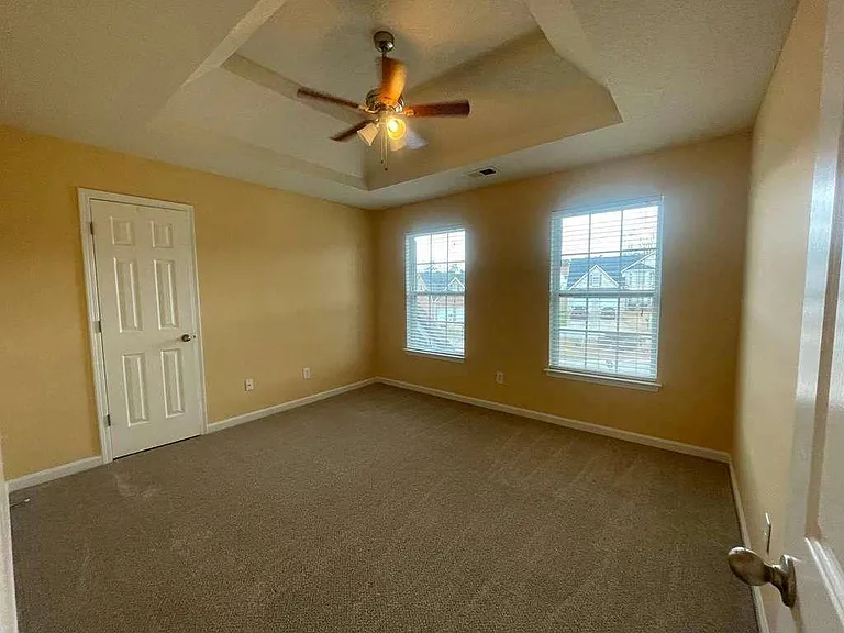 408 Canoga Ct — Photo 15